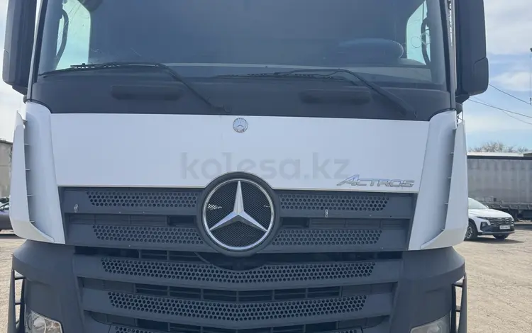 Mercedes-Benz  Actros 2015 года за 16 200 000 тг. в Караганда