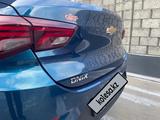 Chevrolet Onix 2024 года за 8 200 000 тг. в Кентау – фото 2