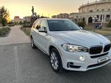BMW X5 2015 года за 11 000 000 тг. в Атырау – фото 5