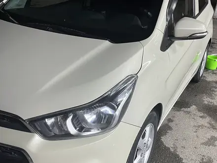 Chevrolet Spark 2016 года за 3 600 000 тг. в Шымкент – фото 2