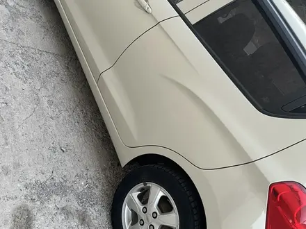 Chevrolet Spark 2016 года за 3 600 000 тг. в Шымкент – фото 8