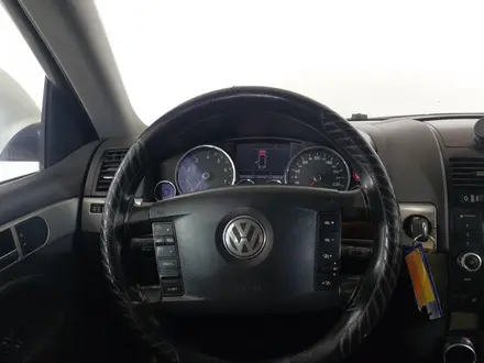 Volkswagen Touareg 2007 года за 4 860 000 тг. в Шымкент – фото 13