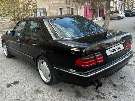 Mercedes-Benz E 430 2000 года за 3 500 000 тг. в Жанаозен – фото 5