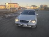 Mercedes-Benz C 180 2001 года за 1 200 000 тг. в Атырау – фото 4