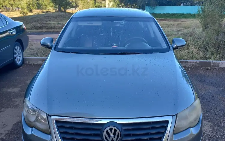 Volkswagen Passat 2005 года за 3 800 000 тг. в Степногорск