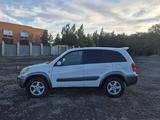 Toyota RAV4 2000 года за 3 800 000 тг. в Астана – фото 2