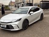 Toyota Camry 2025 года за 21 000 000 тг. в Актобе
