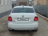 Volkswagen Polo 2019 года за 4 000 000 тг. в Атырау – фото 2