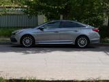 Hyundai Sonata 2015 года за 6 400 000 тг. в Туркестан – фото 3