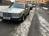 Mercedes-Benz E 200 1992 годаүшін1 450 000 тг. в Алматы – фото 5