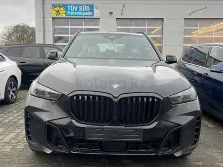 BMW X5 2024 года за 65 500 000 тг. в Астана – фото 2