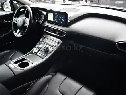 Hyundai Santa Fe 2021 года за 13 590 000 тг. в Астана – фото 19