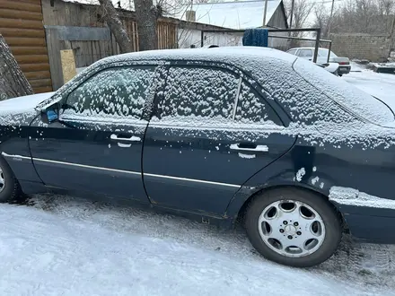 Mercedes-Benz C 180 1996 года за 1 600 000 тг. в Аксу – фото 4