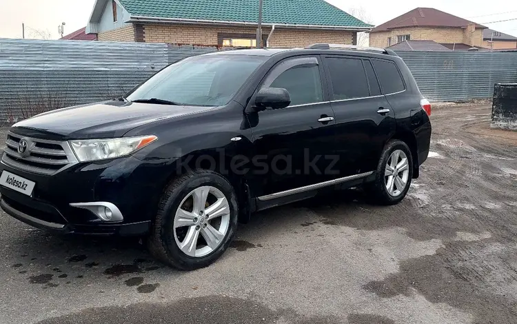 Toyota Highlander 2011 года за 15 000 000 тг. в Астана