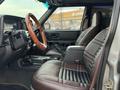 Jeep Cherokee 2000 г.