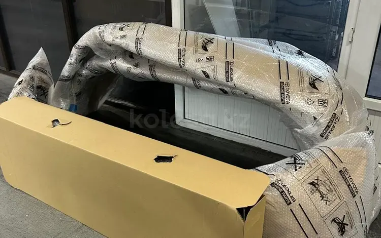 Бампер передний задний Под Оригинал тойота лексус за 45 000 тг. в Алматы