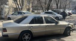 Mercedes-Benz E 230 1991 годаүшін1 500 000 тг. в Алматы