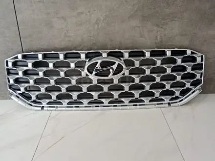Решетка радиатора Hyundai Tucson NX4 20-, Santa Fe 20-22, Accent за 58 200 тг. в Караганда – фото 3