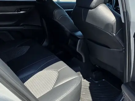 Toyota Camry 2022 года за 13 500 000 тг. в Актау – фото 10