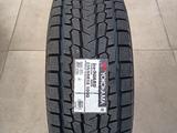 Зимние 235/65R18 YOKOHAMA G075. за 73 000 тг. в Алматы