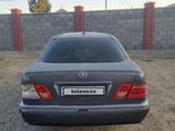 Mercedes-Benz E 230 1998 годаүшін1 600 000 тг. в Кызылорда – фото 2