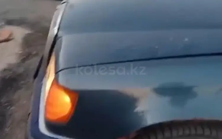 Mercedes-Benz E 200 1992 года за 900 000 тг. в Астана