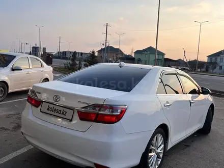 Toyota Camry 2015 года за 10 600 000 тг. в Шымкент – фото 45