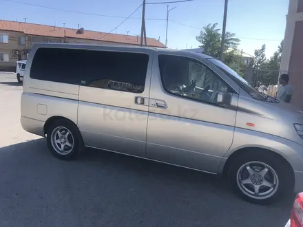 Nissan Elgrand 2003 года за 4 000 000 тг. в Атырау – фото 4