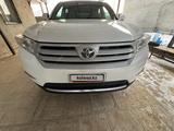 Toyota Highlander 2012 годаүшін8 600 000 тг. в Жанаозен – фото 2