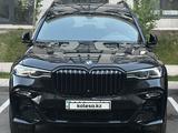 BMW X7 2021 года за 40 000 000 тг. в Астана