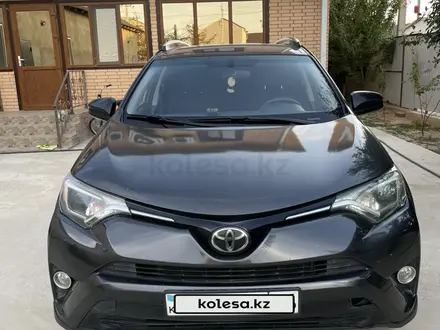 Toyota RAV4 2016 года за 9 500 000 тг. в Кульсары