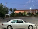 Mercedes-Benz E 500 2001 годаүшін4 999 990 тг. в Шымкент – фото 2