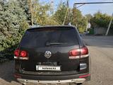 Volkswagen Touareg 2008 годаүшін6 900 000 тг. в Алматы – фото 4