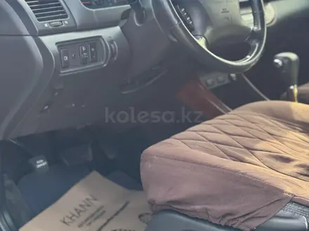 Toyota Camry 2001 года за 6 000 000 тг. в Актобе – фото 5