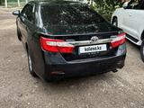Toyota Camry 2013 года за 8 200 000 тг. в Актобе – фото 4