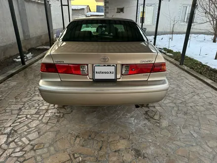 Toyota Camry 2000 года за 4 500 000 тг. в Шымкент – фото 5