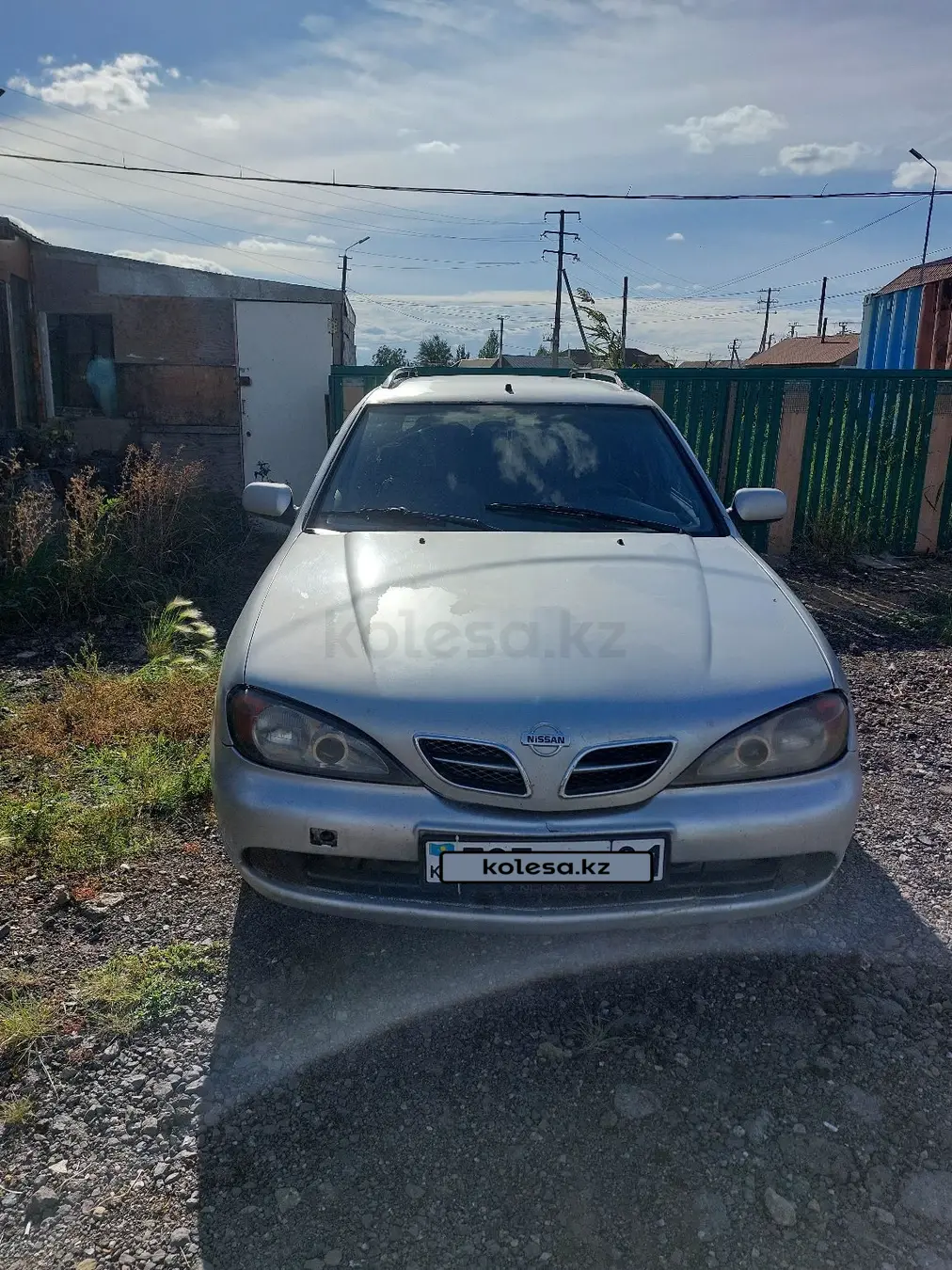 Nissan Primera, 2001