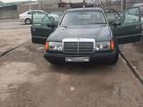 Mercedes-Benz E 230 1993 годаүшін1 300 000 тг. в Шымкент