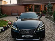 Lexus ls-500, 2022