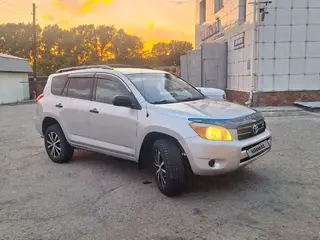 Toyota RAV4, 2007