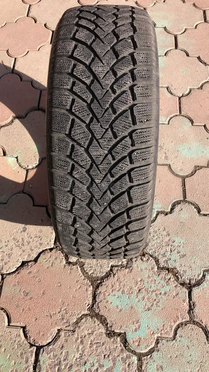 Комплект зимней резины 215/55 R17 в Алматы — объявление №162299705 ...