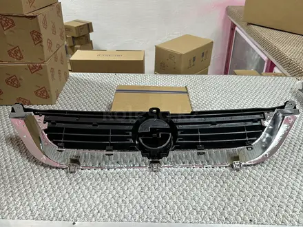 Решетка радиатора Opel Vectra (1995-1999 гг.) за 9 000 тг. в Астана – фото 6