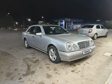 Mercedes-Benz E 280 1996 года за 2 500 000 тг. в Жезказган – фото 9