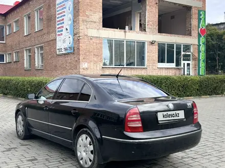 Skoda Superb 2002 года за 2 200 000 тг. в Усть-Каменогорск – фото 3