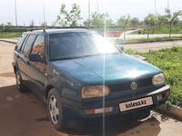 Volkswagen Golf 1994 года за 1 600 000 тг. в Астана
