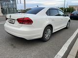Volkswagen Passat 2013 года за 4 200 000 тг. в Атырау – фото 3
