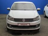 Volkswagen Polo 2015 года за 3 640 500 тг. в Актобе