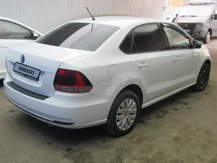 Volkswagen Polo 2015 года за 3 640 500 тг. в Актобе – фото 6
