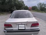 Toyota Carina 1997 годаfor1 150 000 тг. в Алматы – фото 5
