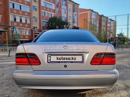 Mercedes-Benz E 280 2001 года за 7 000 000 тг. в Кызылорда – фото 2